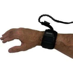 Mystic Wingboarding Wingleash - Wrist Discounts Apply ! 5 Mystic Wingboarding Wingleash - Wrist Discounts Apply ! -Pro Surf Shop mystic 2024 wingleash wrist 3