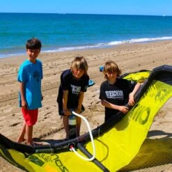 Ozone Uno V2 Inflatable Trainer Kite Only Discounts Apply ! -Pro Surf Shop ozone uno v2 size 4